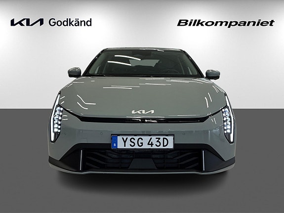 Kia EV4 2 of 5