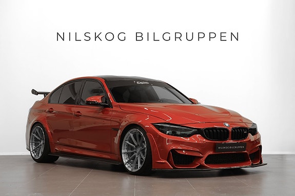 BMW M3 2 of 5