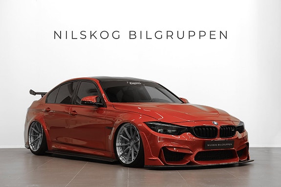 BMW M3 3 of 5