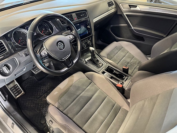 Volkswagen Golf Alltrack 7 of 29