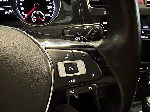 Volkswagen Golf Alltrack 19 of 29