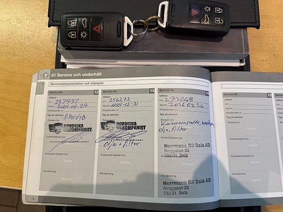 Volvo V40 25 of 26