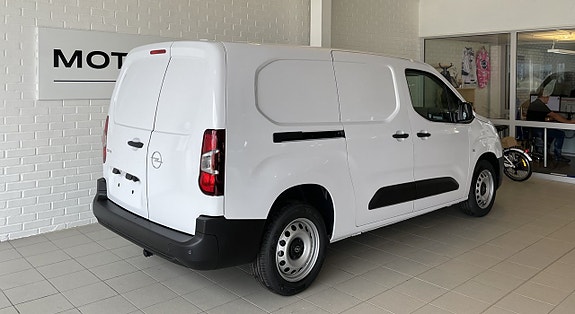 Opel Combo-e 3 of 5