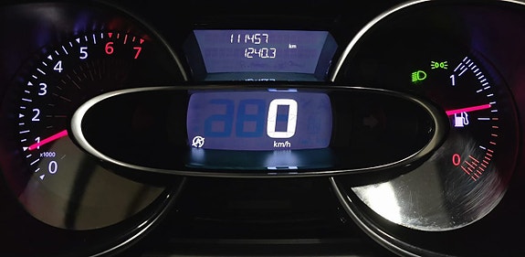 Renault Clio 27 of 27