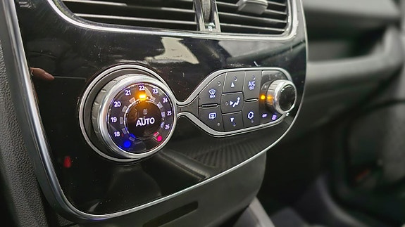 Renault Clio 17 of 27