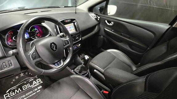Renault Clio 9 of 27
