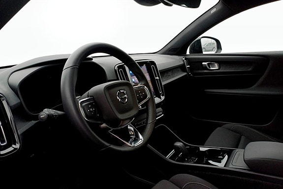 Volvo C40 6 of 9