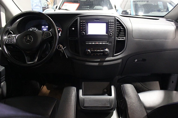 Mercedes-Benz Vito 119 14 of 29