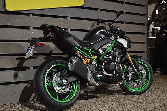 Kawasaki Z900 SE 3 of 6