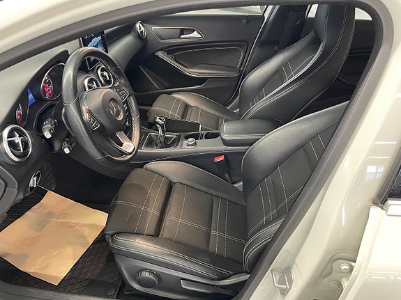 Mercedes-Benz A180 7 of 12