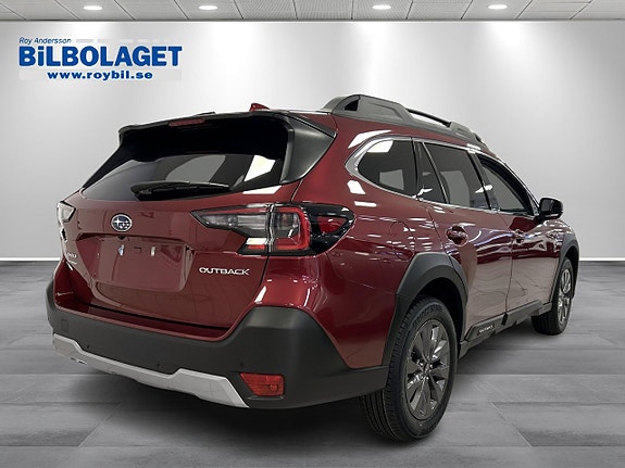 Subaru Outback 3 of 5