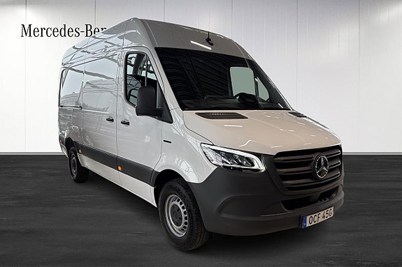 Mercedes-Benz eSprinter 314 2 of 12