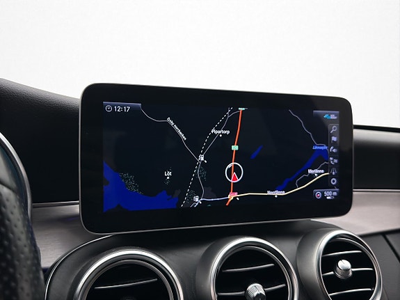 Mercedes-Benz C200 15 of 28