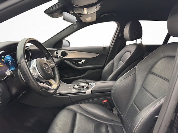 Mercedes-Benz C200 13 of 28
