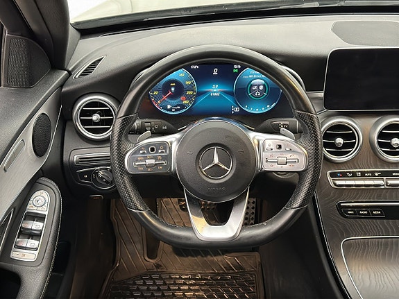 Mercedes-Benz C200 12 of 28