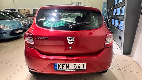 Dacia Sandero 11 of 13