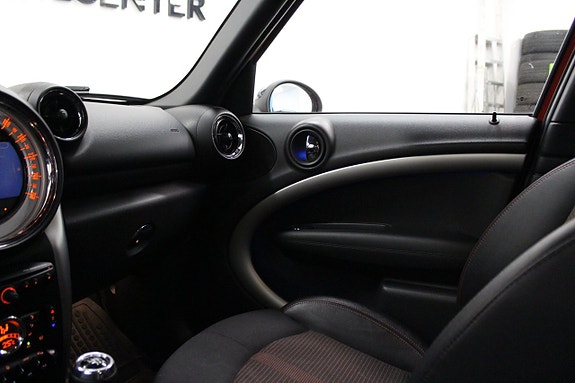 MINI Countryman Cooper D 18 of 18