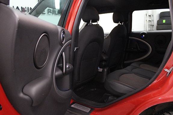 MINI Countryman Cooper D 16 of 18