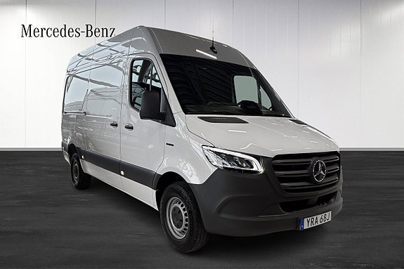 Mercedes-Benz eSprinter 414 3 of 11