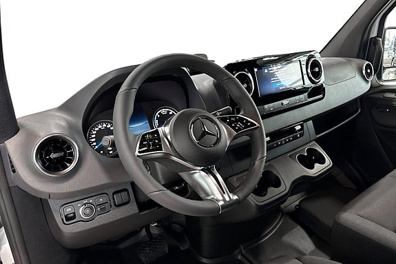 Mercedes-Benz eSprinter 414 6 of 11