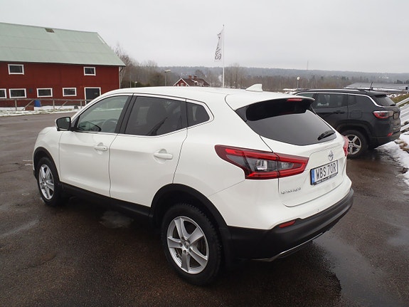 Nissan Qashqai 4 of 5
