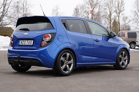 Chevrolet Aveo 2 of 26
