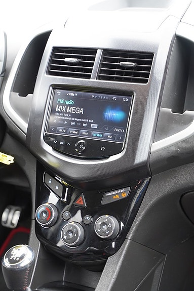 Chevrolet Aveo 21 of 26