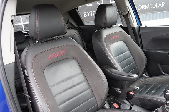 Chevrolet Aveo 18 of 26
