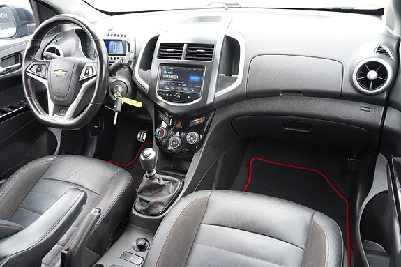 Chevrolet Aveo 20 of 26