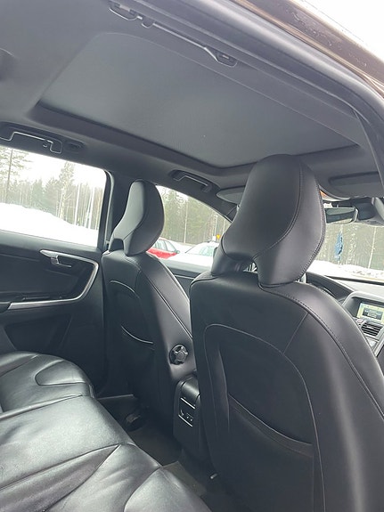 Volvo XC60 20 of 21