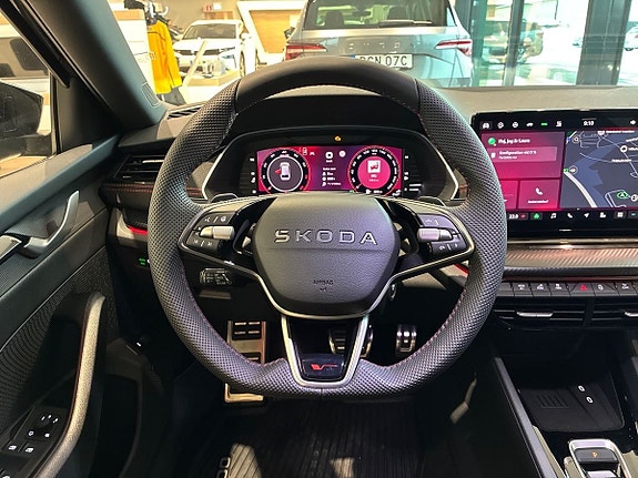 Skoda Octavia RS 7 of 15