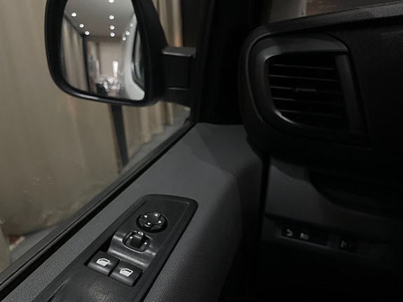 Peugeot Expert 16 of 17