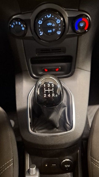 Ford Fiesta 18 of 20