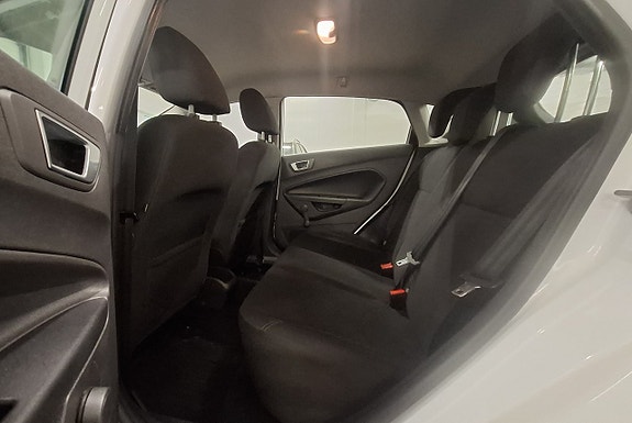 Ford Fiesta 13 of 20