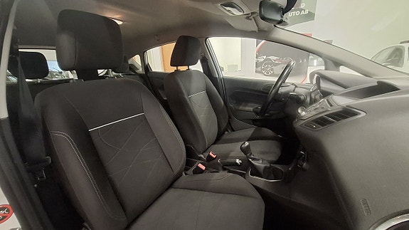 Ford Fiesta 12 of 20