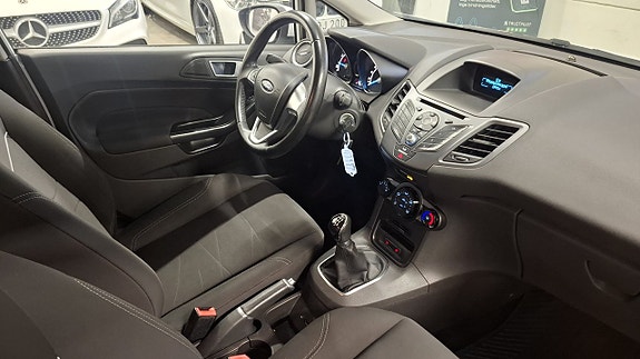 Ford Fiesta 10 of 20