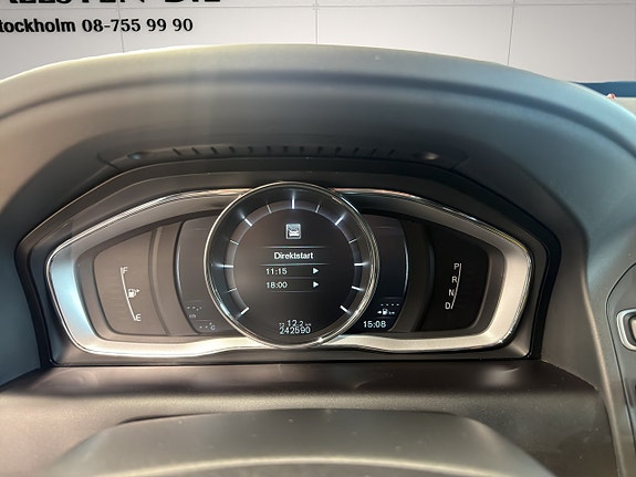 Volvo XC60 16 of 26