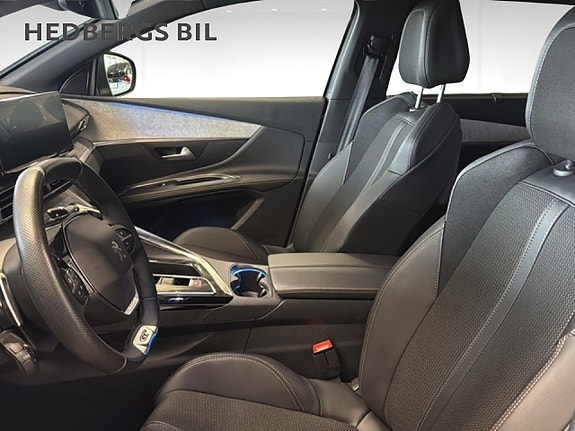 Peugeot 5008 7 of 17