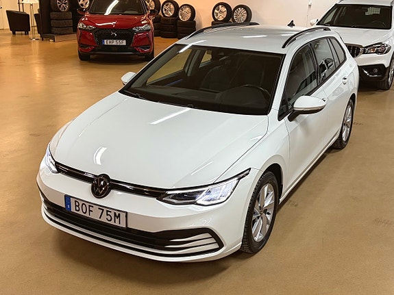 Volkswagen Golf VIII 28 of 30