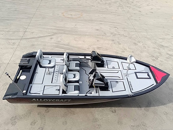 Alloycraft BassPro 530 Mercury F115 2026 årsmodell