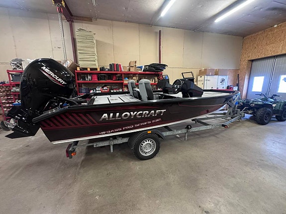 Alloycraft BassPro 530 Mercury F115 2026 årsmodell 4 of 12
