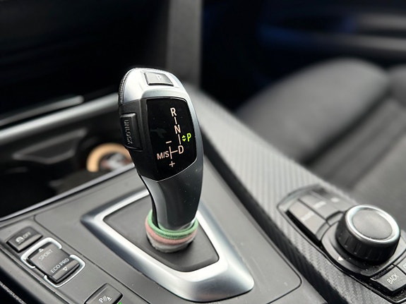 BMW 320 11 of 21