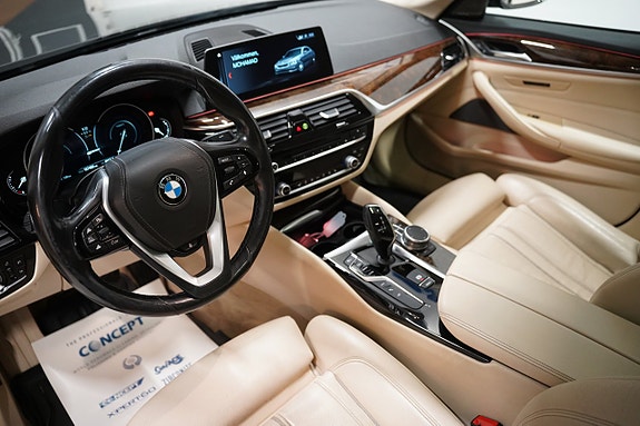 BMW 530e 5 of 5