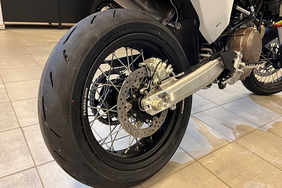 Husqvarna 701 Supermotard *Räntefritt* 10 of 10