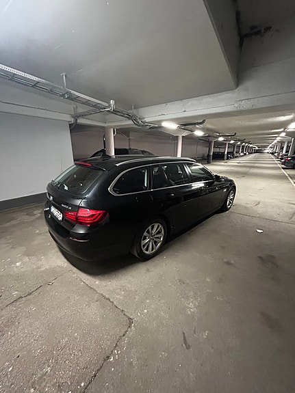 BMW 520d 20 of 25