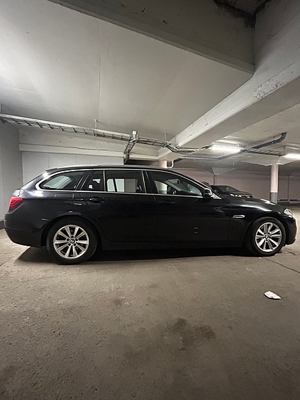 BMW 520d 22 of 25