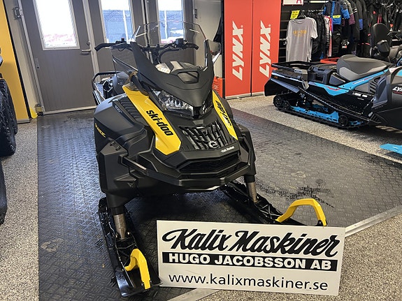 Ski-Doo Skandic Sport 600 EFI Ny -26 med extrakylare