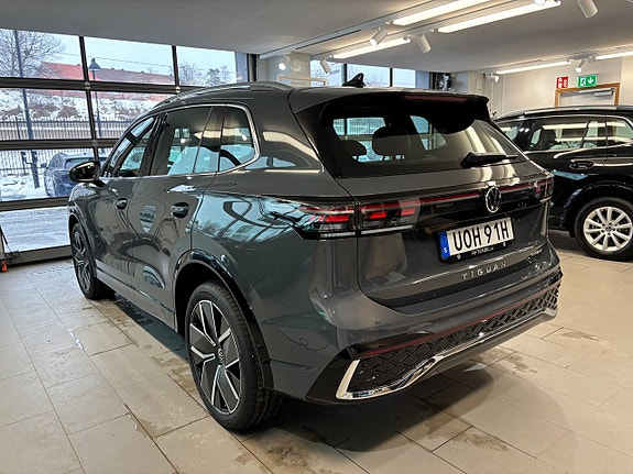 Volkswagen Tiguan 7 of 19