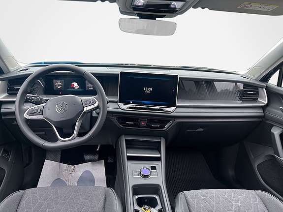Volkswagen Tayron 12 of 12