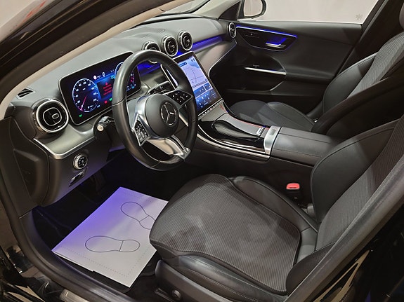 Mercedes-Benz C300 8 of 20